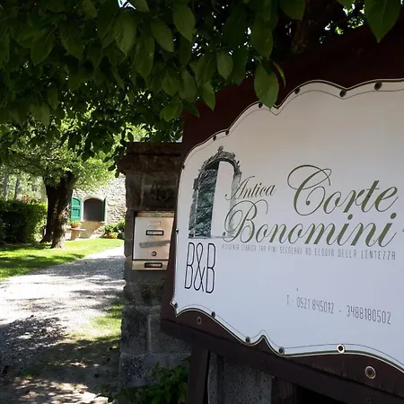 La Corte Bonomini Alojamento de Acomodação e Pequeno-almoço Neviano degli Arduini